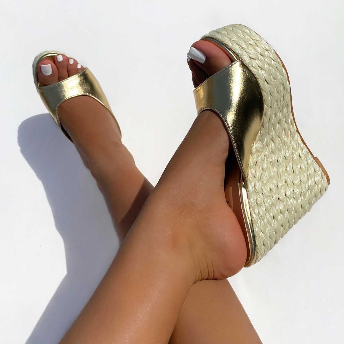 naia_gold